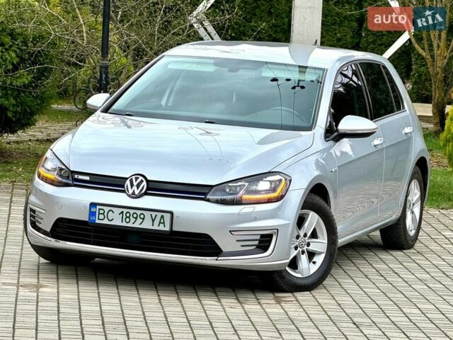 Серый Фольксваген e-Golf, объемом двигателя 0 л и пробегом 69 тыс. км за 13995 $, фото 10 на Automoto.ua