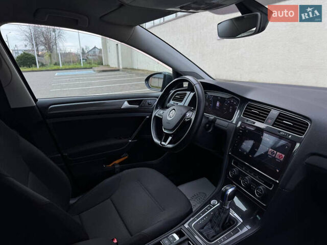 Сірий Фольксваген e-Golf, об'ємом двигуна 0 л та пробігом 115 тис. км за 12999 $, фото 38 на Automoto.ua