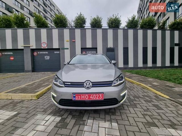 Серый Фольксваген e-Golf, объемом двигателя 0 л и пробегом 95 тыс. км за 12450 $, фото 15 на Automoto.ua