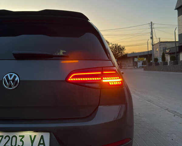 Сірий Фольксваген e-Golf, об'ємом двигуна 0 л та пробігом 202 тис. км за 13000 $, фото 13 на Automoto.ua