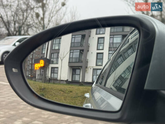 Серый Фольксваген e-Golf, объемом двигателя 0 л и пробегом 91 тыс. км за 15099 $, фото 120 на Automoto.ua