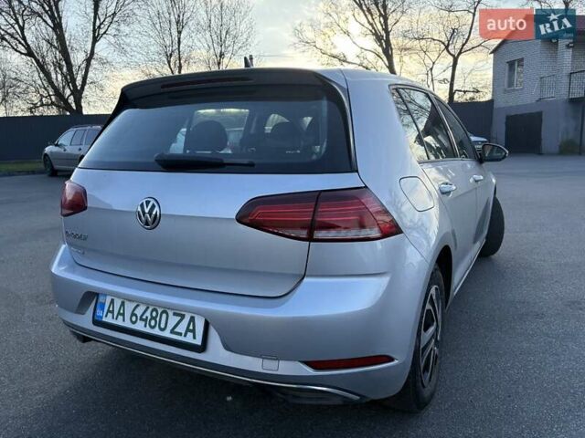Серый Фольксваген e-Golf, объемом двигателя 0 л и пробегом 152 тыс. км за 12499 $, фото 7 на Automoto.ua
