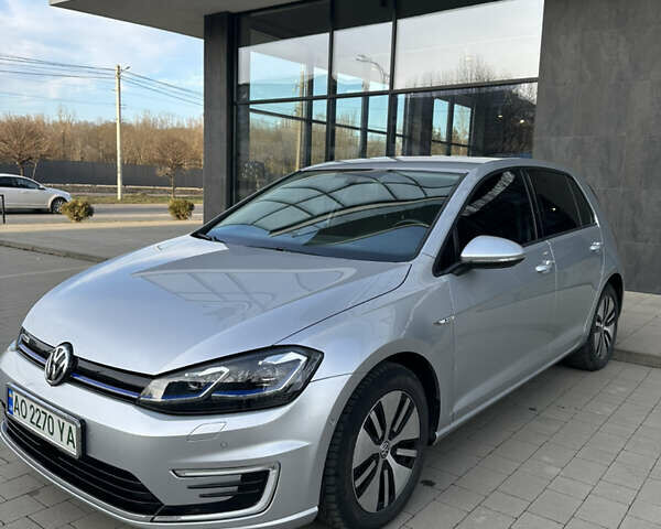 Серый Фольксваген e-Golf, объемом двигателя 0 л и пробегом 76 тыс. км за 13800 $, фото 10 на Automoto.ua