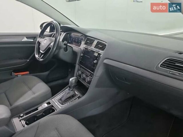 Сірий Фольксваген e-Golf, об'ємом двигуна 0 л та пробігом 97 тис. км за 15200 $, фото 3 на Automoto.ua