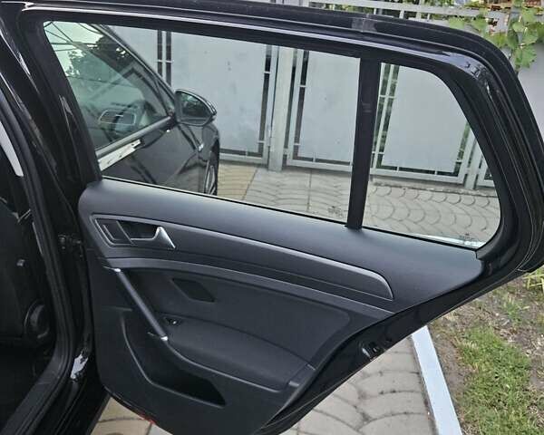 Сірий Фольксваген e-Golf, об'ємом двигуна 0 л та пробігом 97 тис. км за 15200 $, фото 21 на Automoto.ua