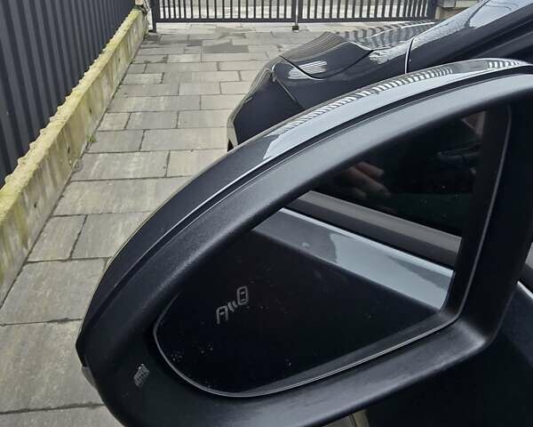 Серый Фольксваген e-Golf, объемом двигателя 0 л и пробегом 102 тыс. км за 14700 $, фото 5 на Automoto.ua