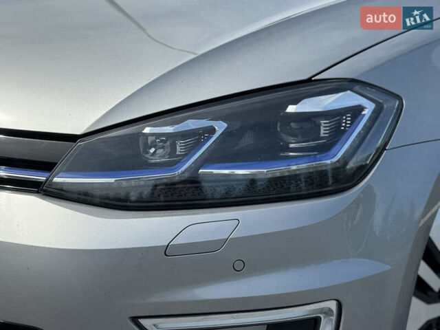 Сірий Фольксваген e-Golf, об'ємом двигуна 0 л та пробігом 73 тис. км за 14999 $, фото 5 на Automoto.ua