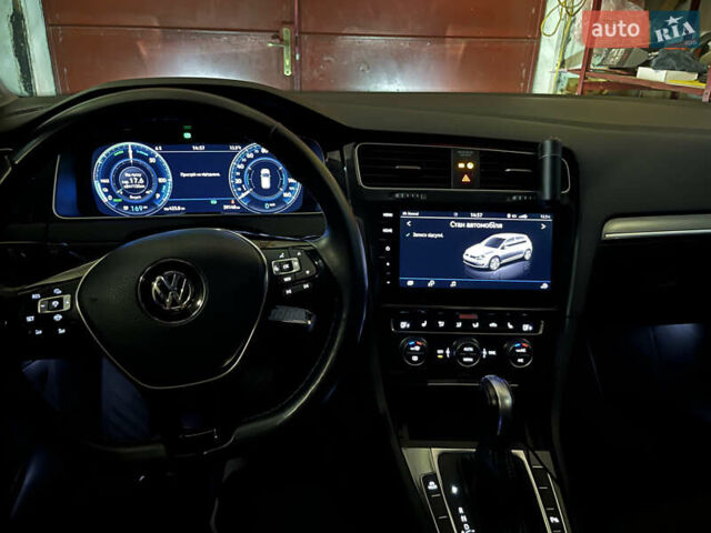 Сірий Фольксваген e-Golf, об'ємом двигуна 0 л та пробігом 39 тис. км за 17200 $, фото 6 на Automoto.ua