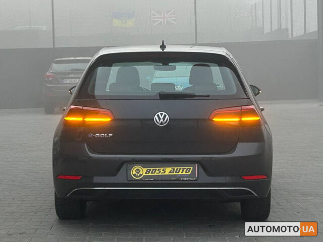 Сірий Фольксваген e-Golf, об'ємом двигуна 35 л та пробігом 109 тис. км за 16999 $, фото 4 на Automoto.ua