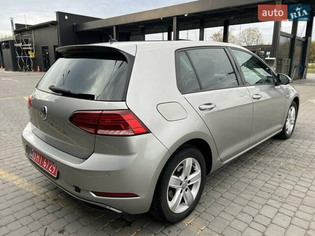 Серый Фольксваген e-Golf, объемом двигателя 0 л и пробегом 104 тыс. км за 13900 $, фото 5 на Automoto.ua
