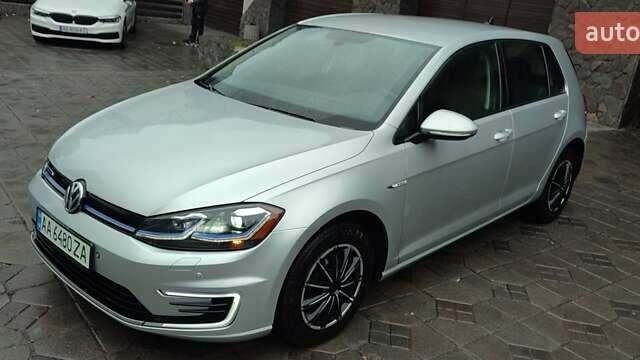 Серый Фольксваген e-Golf, объемом двигателя 0 л и пробегом 145 тыс. км за 12700 $, фото 27 на Automoto.ua