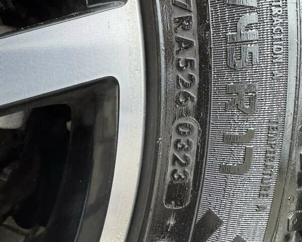 Серый Фольксваген e-Golf, объемом двигателя 0 л и пробегом 91 тыс. км за 15099 $, фото 125 на Automoto.ua