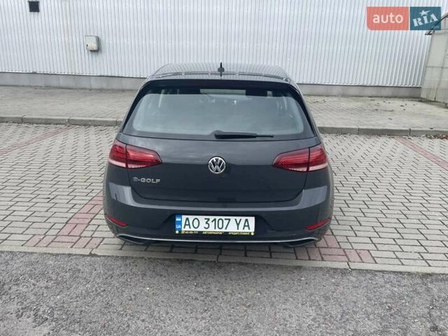 Серый Фольксваген e-Golf, объемом двигателя 0 л и пробегом 84 тыс. км за 15600 $, фото 6 на Automoto.ua