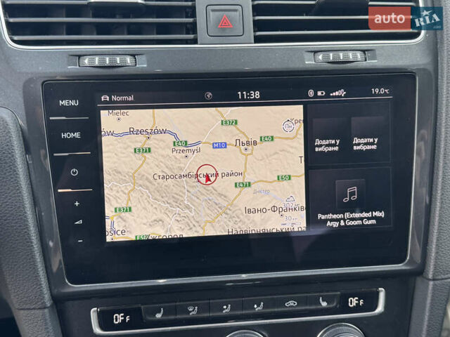 Сірий Фольксваген e-Golf, об'ємом двигуна 0 л та пробігом 73 тис. км за 14999 $, фото 31 на Automoto.ua