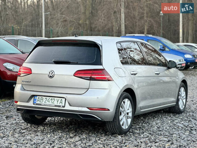 Серый Фольксваген e-Golf, объемом двигателя 0 л и пробегом 90 тыс. км за 14500 $, фото 5 на Automoto.ua