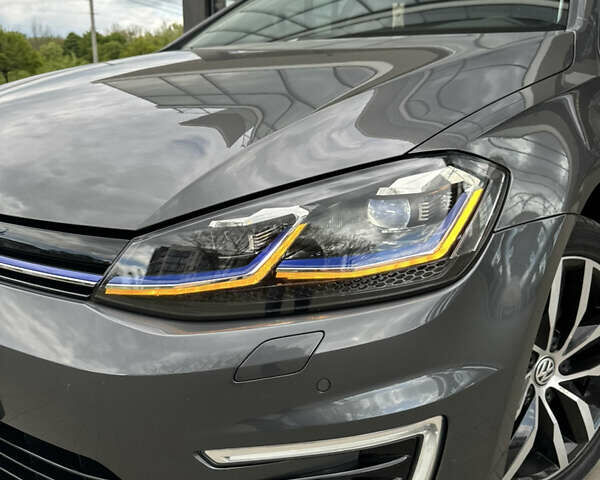 Сірий Фольксваген e-Golf, об'ємом двигуна 0 л та пробігом 81 тис. км за 16999 $, фото 24 на Automoto.ua