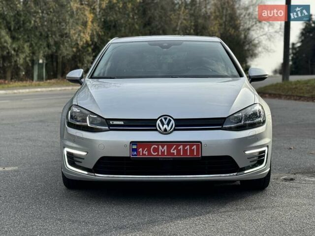 Серый Фольксваген e-Golf, объемом двигателя 0 л и пробегом 100 тыс. км за 12300 $, фото 20 на Automoto.ua
