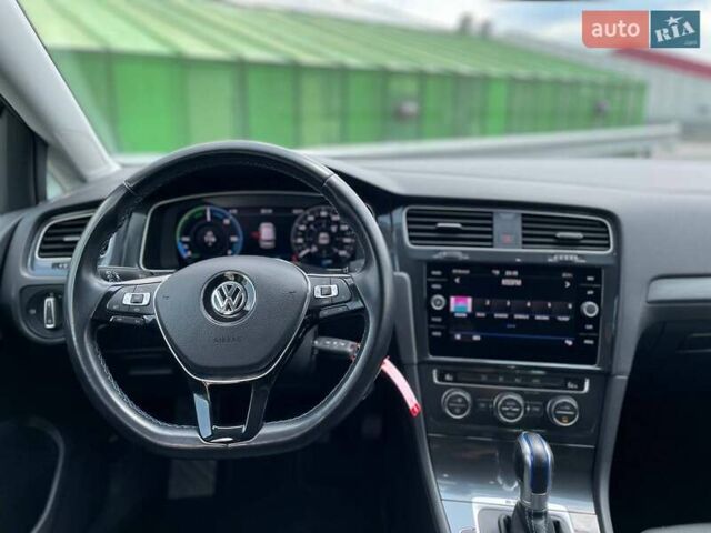 Сірий Фольксваген e-Golf, об'ємом двигуна 0 л та пробігом 123 тис. км за 12900 $, фото 32 на Automoto.ua