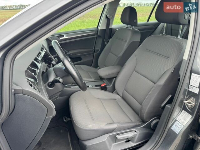 Сірий Фольксваген e-Golf, об'ємом двигуна 0 л та пробігом 95 тис. км за 14500 $, фото 7 на Automoto.ua