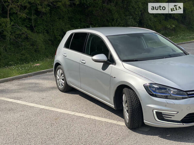 Сірий Фольксваген e-Golf, об'ємом двигуна 0 л та пробігом 54 тис. км за 14999 $, фото 2 на Automoto.ua