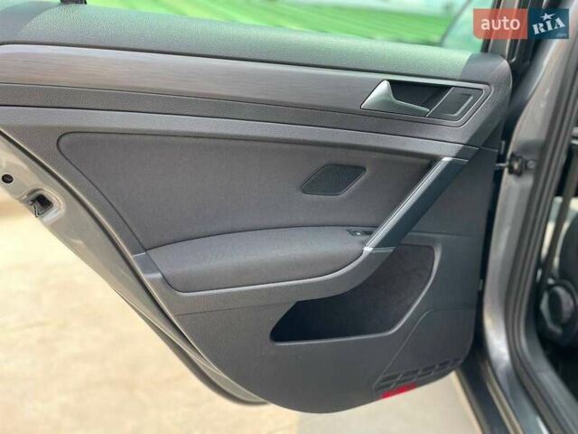 Сірий Фольксваген e-Golf, об'ємом двигуна 0 л та пробігом 123 тис. км за 12900 $, фото 25 на Automoto.ua