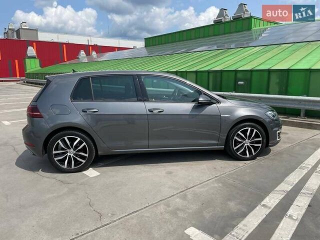Сірий Фольксваген e-Golf, об'ємом двигуна 0 л та пробігом 123 тис. км за 12900 $, фото 3 на Automoto.ua