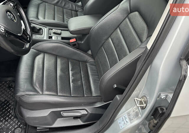 Серый Фольксваген e-Golf, объемом двигателя 0 л и пробегом 127 тыс. км за 14200 $, фото 16 на Automoto.ua