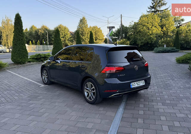 Серый Фольксваген e-Golf, объемом двигателя 0 л и пробегом 96 тыс. км за 15300 $, фото 3 на Automoto.ua