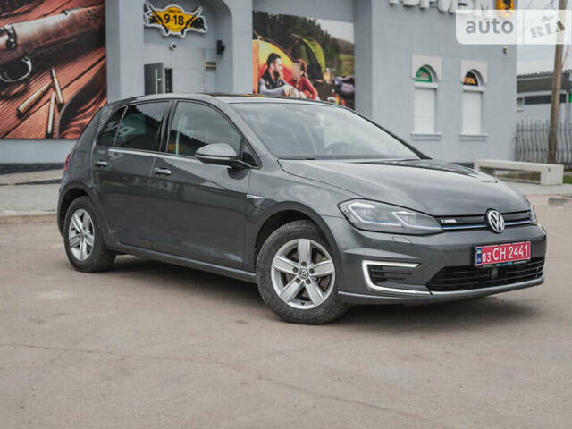 Серый Фольксваген e-Golf, объемом двигателя 0 л и пробегом 59 тыс. км за 16900 $, фото 2 на Automoto.ua