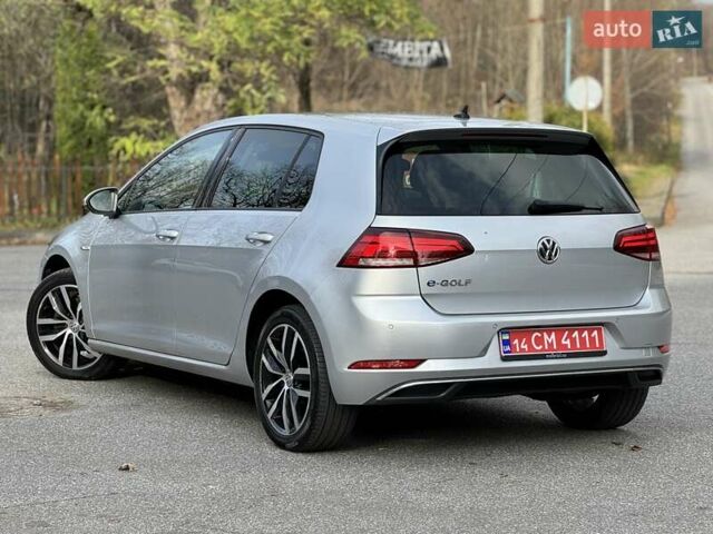 Серый Фольксваген e-Golf, объемом двигателя 0 л и пробегом 100 тыс. км за 12300 $, фото 19 на Automoto.ua