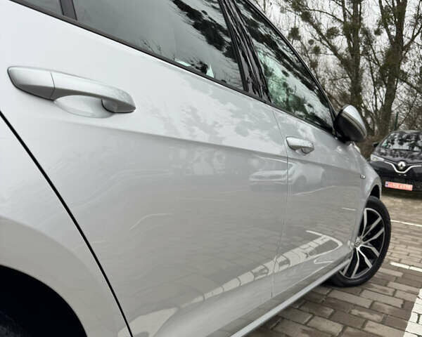 Серый Фольксваген e-Golf, объемом двигателя 0 л и пробегом 91 тыс. км за 15099 $, фото 23 на Automoto.ua