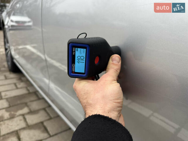 Серый Фольксваген e-Golf, объемом двигателя 0 л и пробегом 91 тыс. км за 15099 $, фото 129 на Automoto.ua