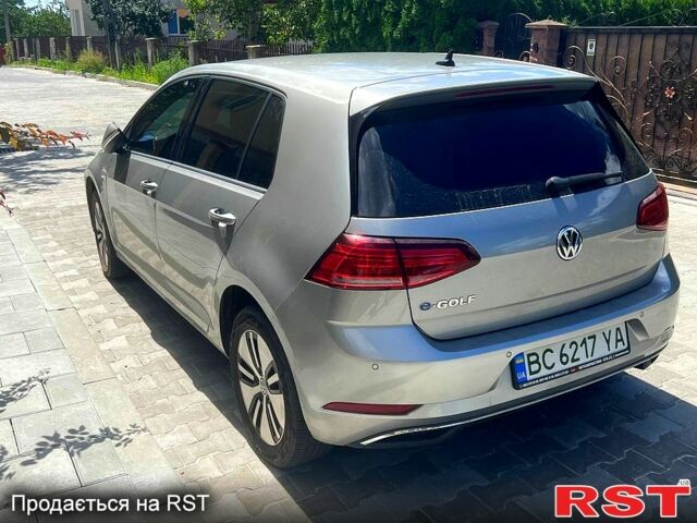 Сірий Фольксваген e-Golf, об'ємом двигуна 0 л та пробігом 57 тис. км за 13500 $, фото 1 на Automoto.ua
