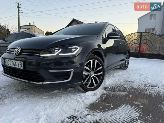 Серый Фольксваген e-Golf, объемом двигателя 0 л и пробегом 66 тыс. км за 13900 $, фото 30 на Automoto.ua
