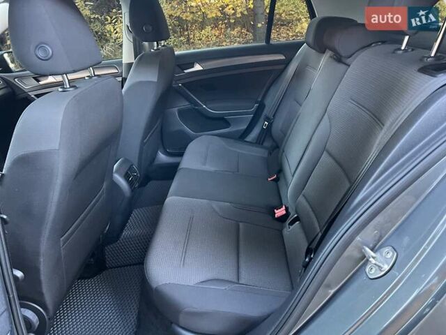 Сірий Фольксваген e-Golf, об'ємом двигуна 0 л та пробігом 141 тис. км за 13950 $, фото 13 на Automoto.ua