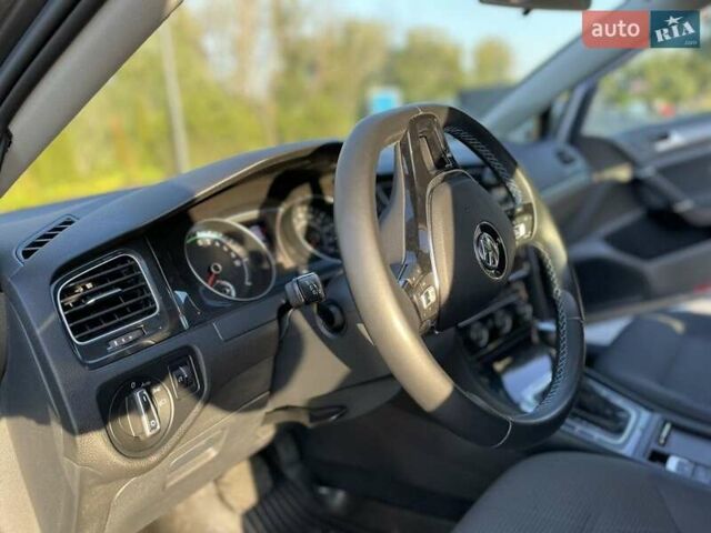 Сірий Фольксваген e-Golf, об'ємом двигуна 0 л та пробігом 140 тис. км за 12500 $, фото 12 на Automoto.ua