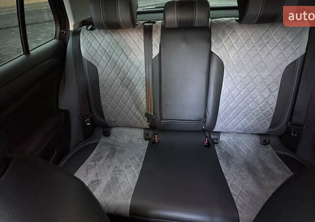 Серый Фольксваген e-Golf, объемом двигателя 0 л и пробегом 96 тыс. км за 15300 $, фото 25 на Automoto.ua