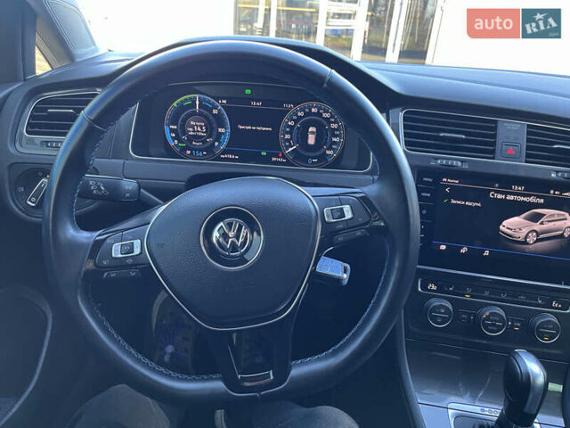 Сірий Фольксваген e-Golf, об'ємом двигуна 0 л та пробігом 39 тис. км за 17200 $, фото 11 на Automoto.ua