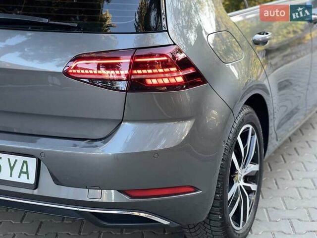 Сірий Фольксваген e-Golf, об'ємом двигуна 0 л та пробігом 141 тис. км за 13950 $, фото 5 на Automoto.ua