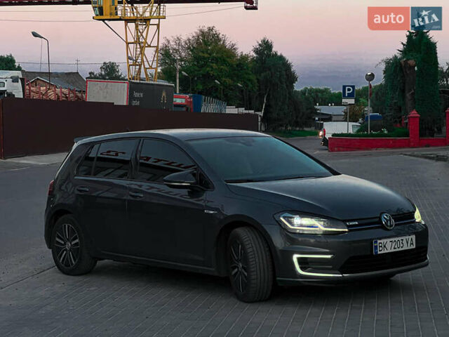 Сірий Фольксваген e-Golf, об'ємом двигуна 0 л та пробігом 202 тис. км за 13000 $, фото 8 на Automoto.ua