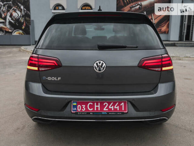 Серый Фольксваген e-Golf, объемом двигателя 0 л и пробегом 59 тыс. км за 16900 $, фото 9 на Automoto.ua