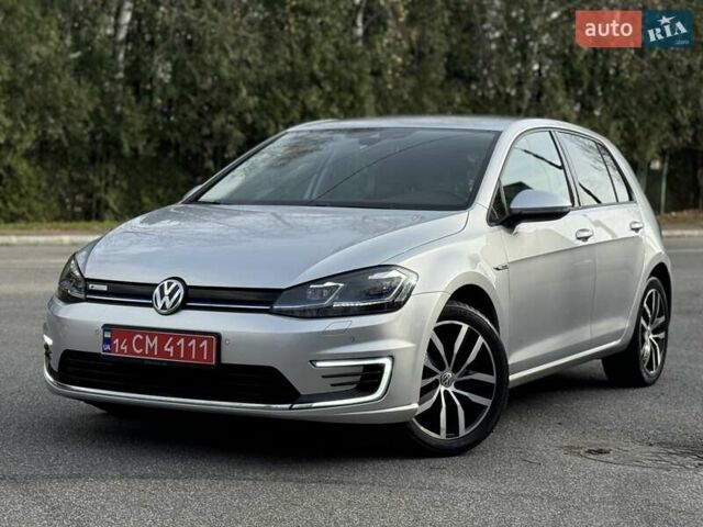 Серый Фольксваген e-Golf, объемом двигателя 0 л и пробегом 100 тыс. км за 12300 $, фото 10 на Automoto.ua