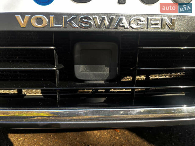 Серый Фольксваген e-Golf, объемом двигателя 0 л и пробегом 127 тыс. км за 11950 $, фото 43 на Automoto.ua