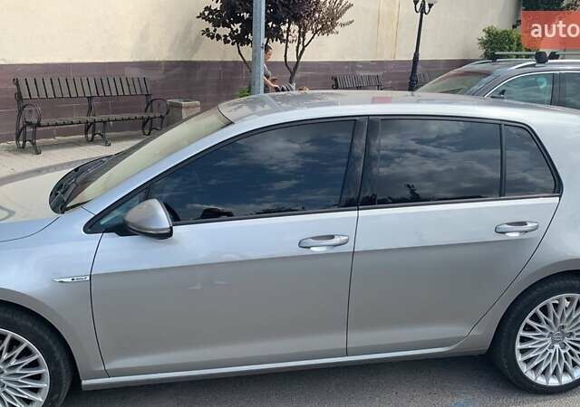 Серый Фольксваген e-Golf, объемом двигателя 0 л и пробегом 89 тыс. км за 15200 $, фото 7 на Automoto.ua