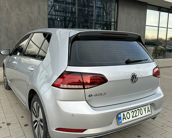 Серый Фольксваген e-Golf, объемом двигателя 0 л и пробегом 76 тыс. км за 13800 $, фото 17 на Automoto.ua
