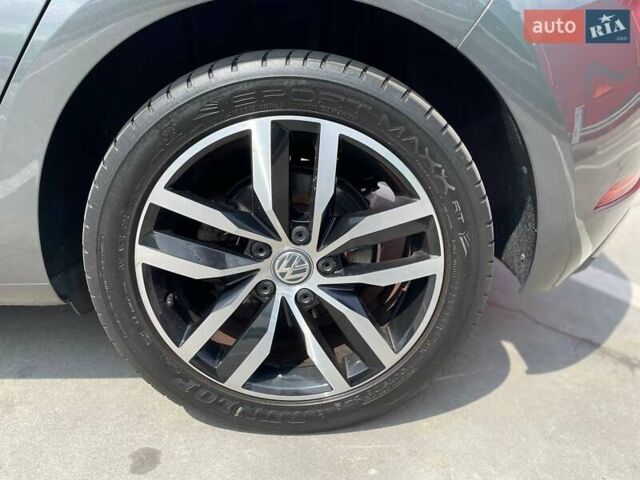 Серый Фольксваген e-Golf, объемом двигателя 0 л и пробегом 123 тыс. км за 12900 $, фото 13 на Automoto.ua