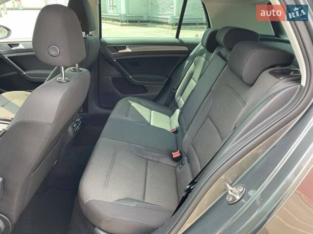 Сірий Фольксваген e-Golf, об'ємом двигуна 0 л та пробігом 123 тис. км за 12900 $, фото 24 на Automoto.ua