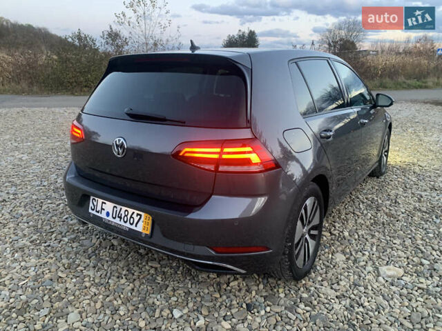 Серый Фольксваген e-Golf, объемом двигателя 0 л и пробегом 127 тыс. км за 11950 $, фото 23 на Automoto.ua