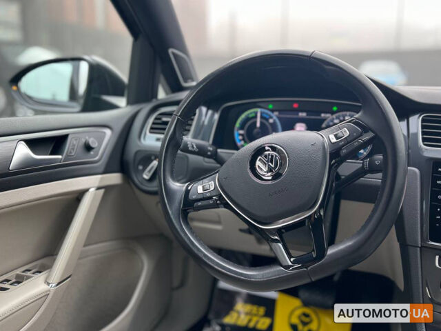 Сірий Фольксваген e-Golf, об'ємом двигуна 35 л та пробігом 109 тис. км за 16999 $, фото 10 на Automoto.ua