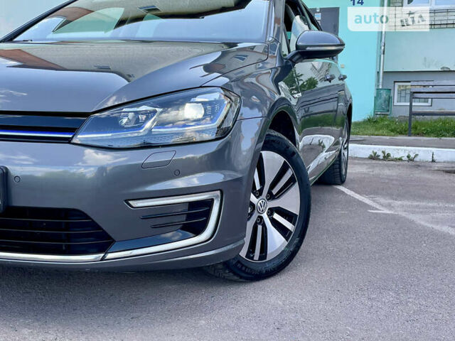 Сірий Фольксваген e-Golf, об'ємом двигуна 0 л та пробігом 110 тис. км за 12990 $, фото 47 на Automoto.ua